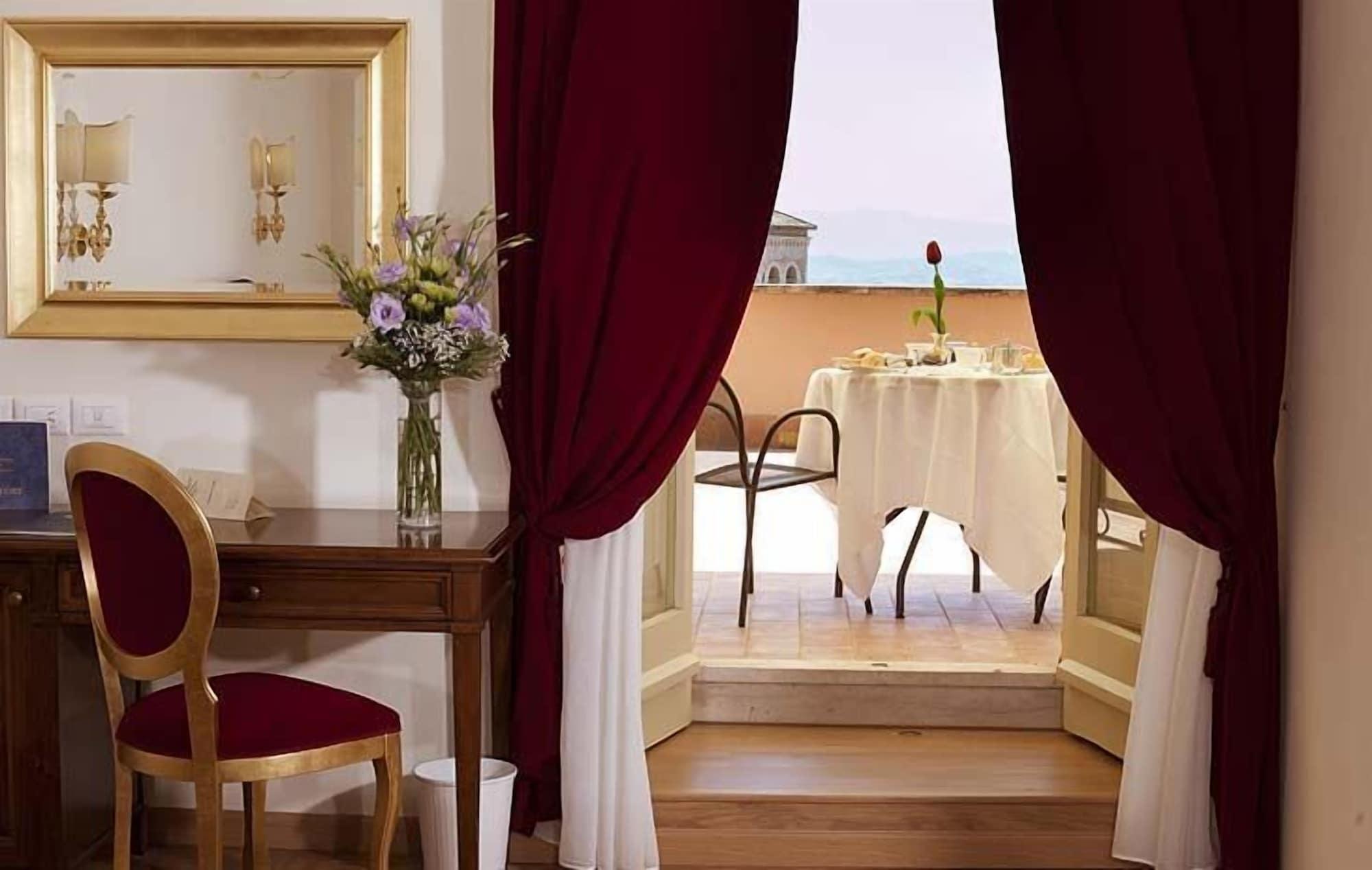 Giotto Hotel & Spa Ассизи Экстерьер фото