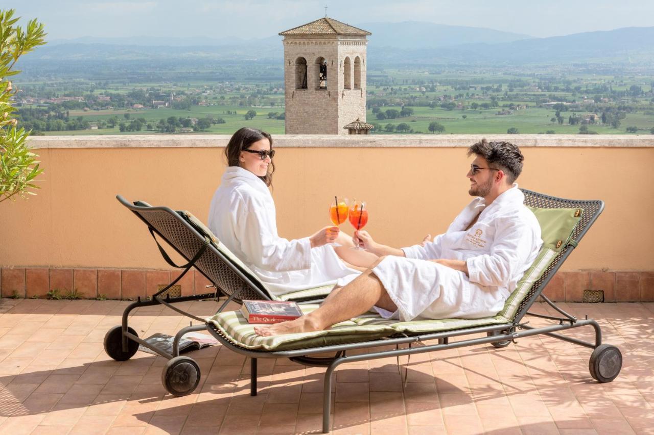 Giotto Hotel & Spa Ассизи Экстерьер фото