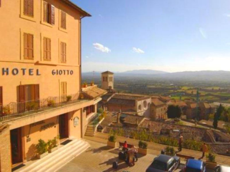 Giotto Hotel & Spa Ассизи Экстерьер фото